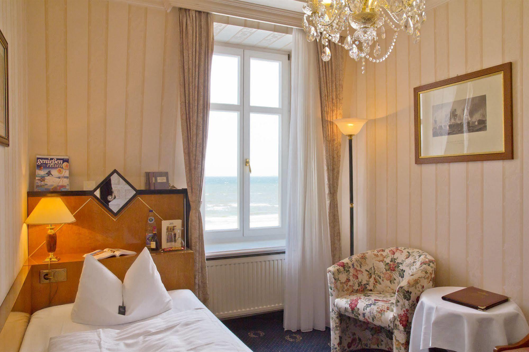SEETELHOTEL Strandhotel Atlantic Ostseebad Heringsdorf Exterior foto
